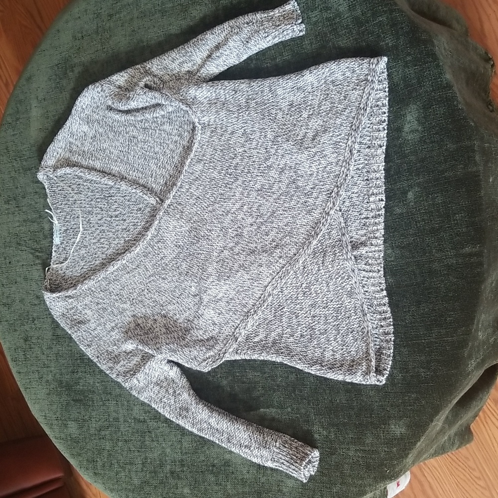 Kimchi Blue Heathered V-Neck Sweater